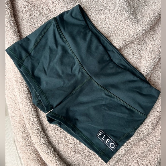 Fleo shorts nwot - Picture 1 of 1